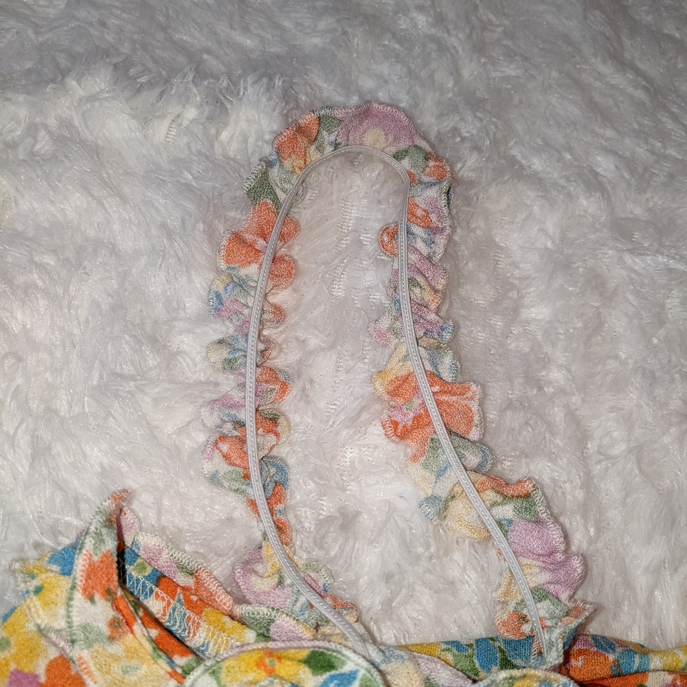 Nwt Fifty street multi color floral print sleeveless top - Picture 2 of 11